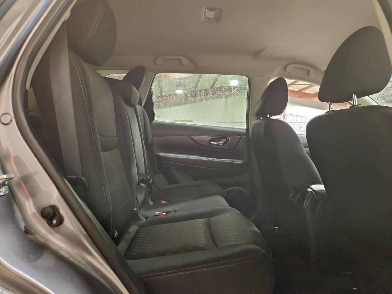 2017 NISSAN ROGUE S photo 11
