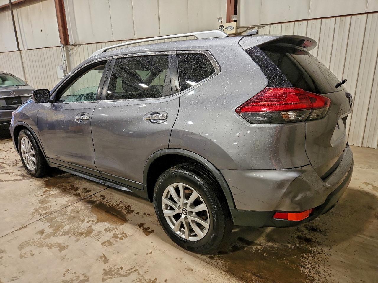 2017 NISSAN ROGUE S photo 2