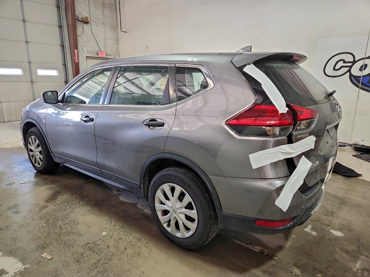 2017 NISSAN ROGUE S photo 2