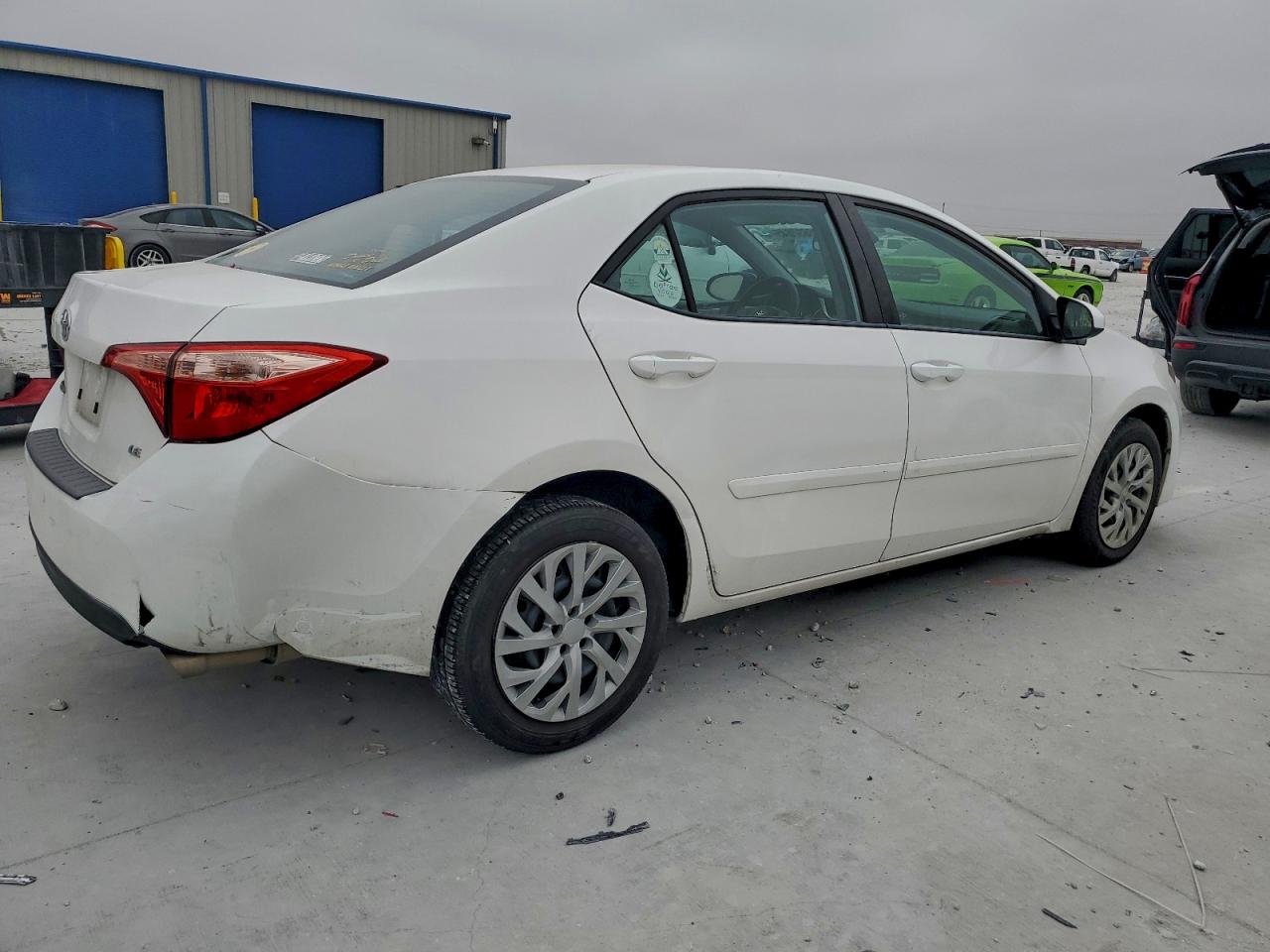 2017 TOYOTA COROLLA L photo 3