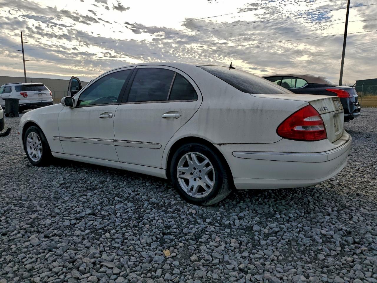 2006 MERCEDES-BENZ E 350 photo 2