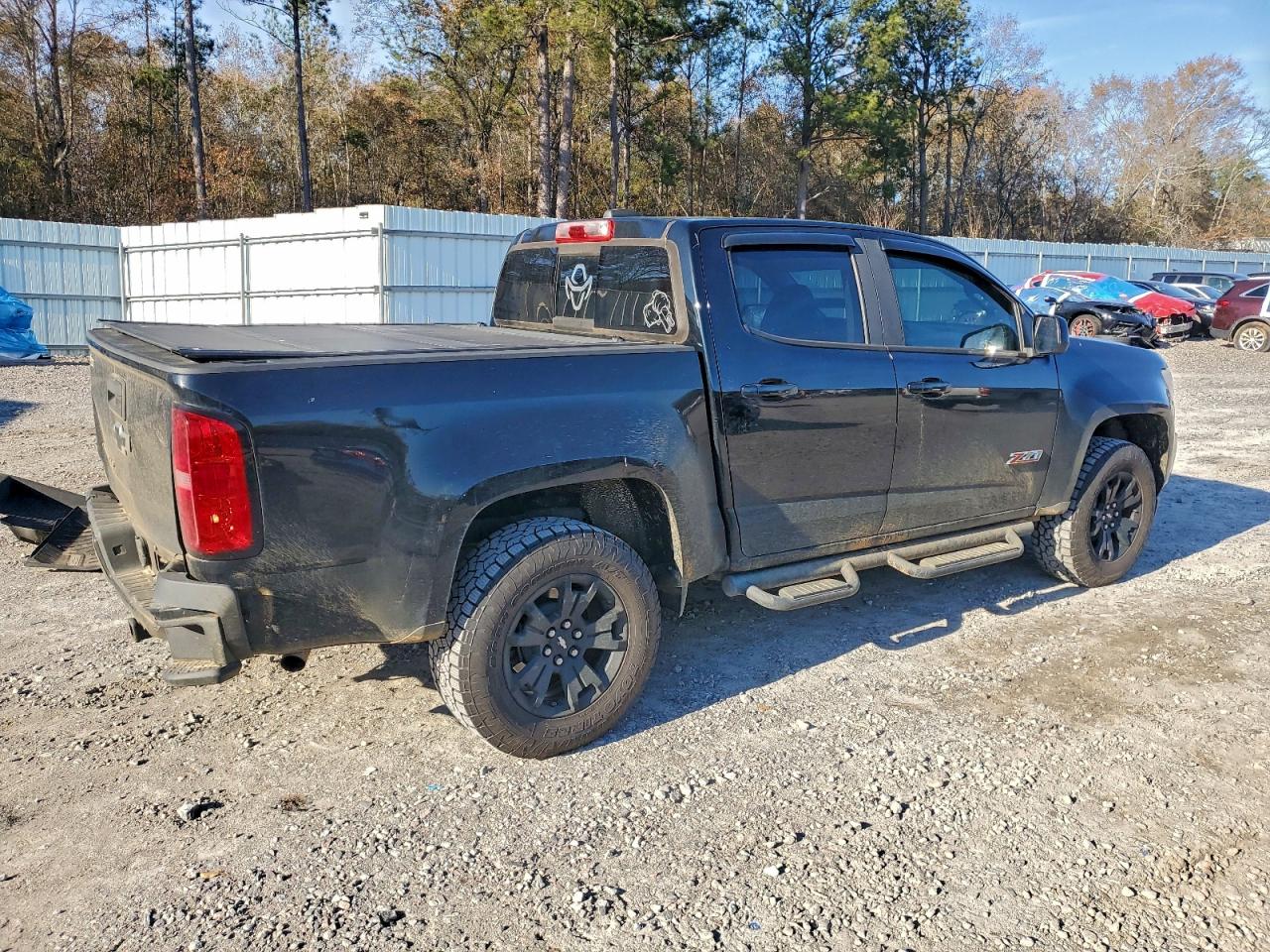 2018 CHEVROLET COLORADO Z71 photo 3