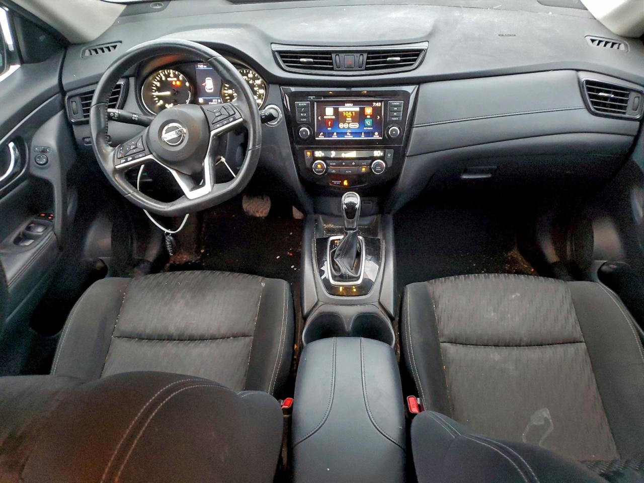 2018 NISSAN ROGUE S photo 8