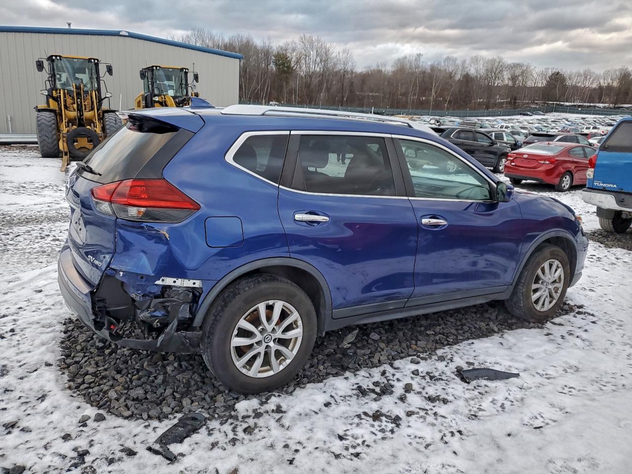 2018 NISSAN ROGUE S photo 3