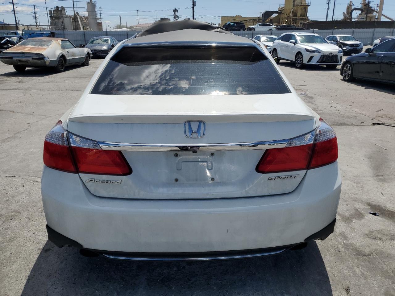 2015 HONDA ACCORD SPORT photo 6