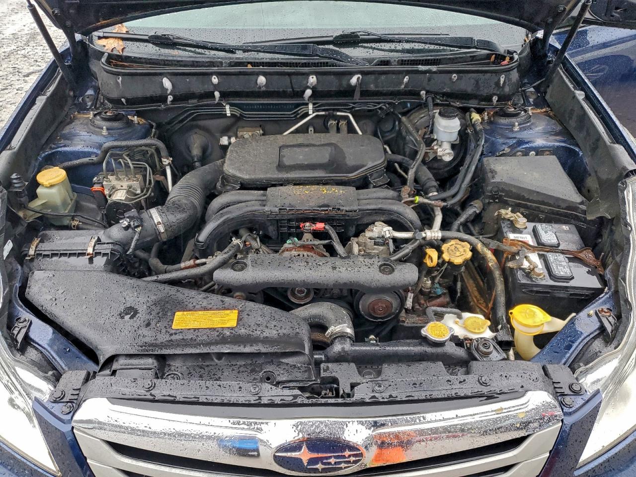 2011 SUBARU OUTBACK 2.5I photo 11