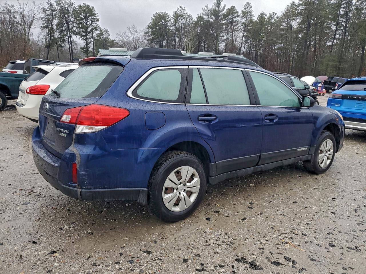 2011 SUBARU OUTBACK 2.5I photo 3