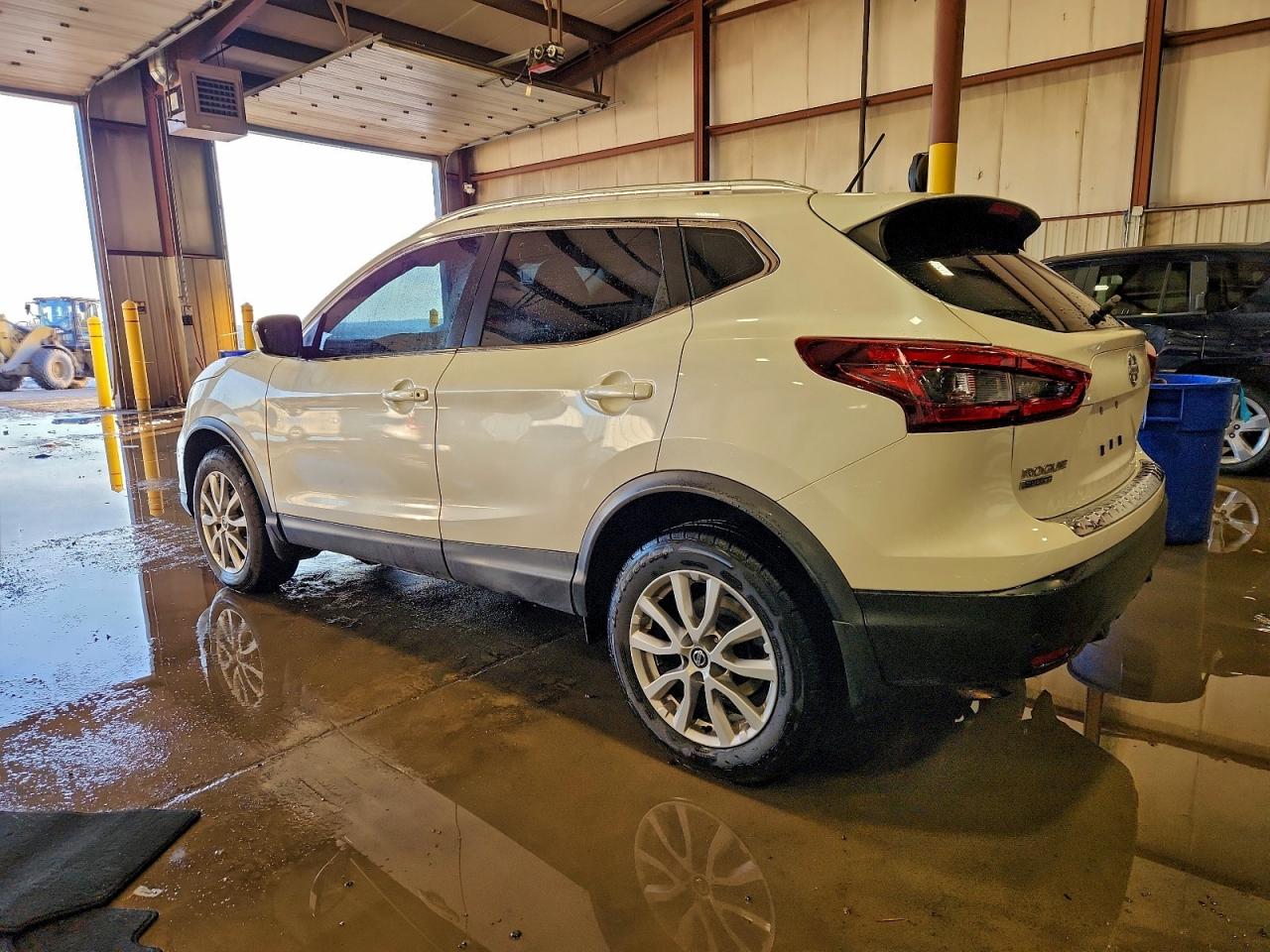 2020 NISSAN ROGUE SPORT S photo 2