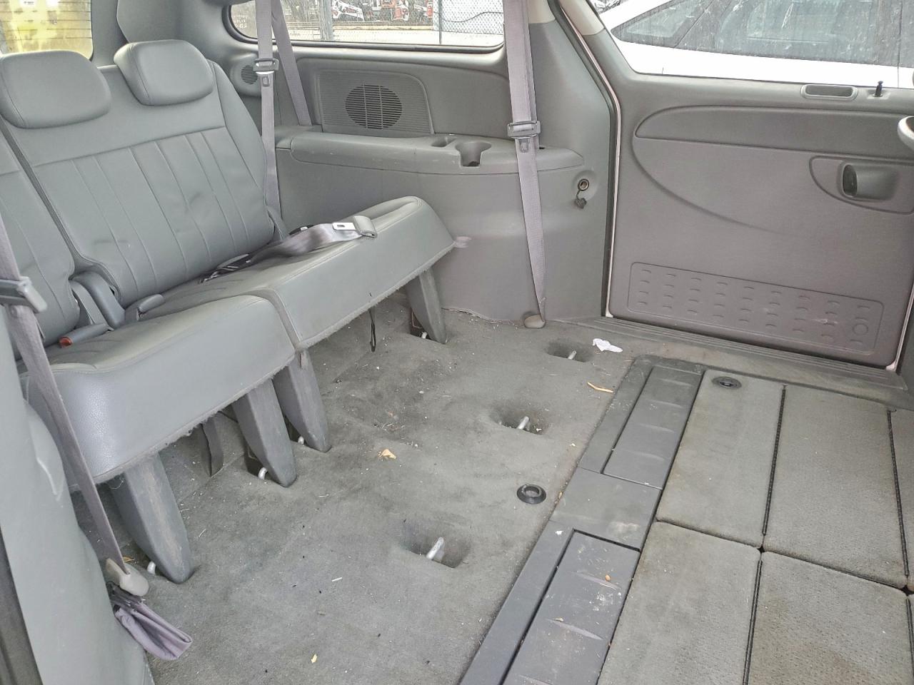 2006 CHRYSLER TOWN & COUNTRY TOURING photo 11