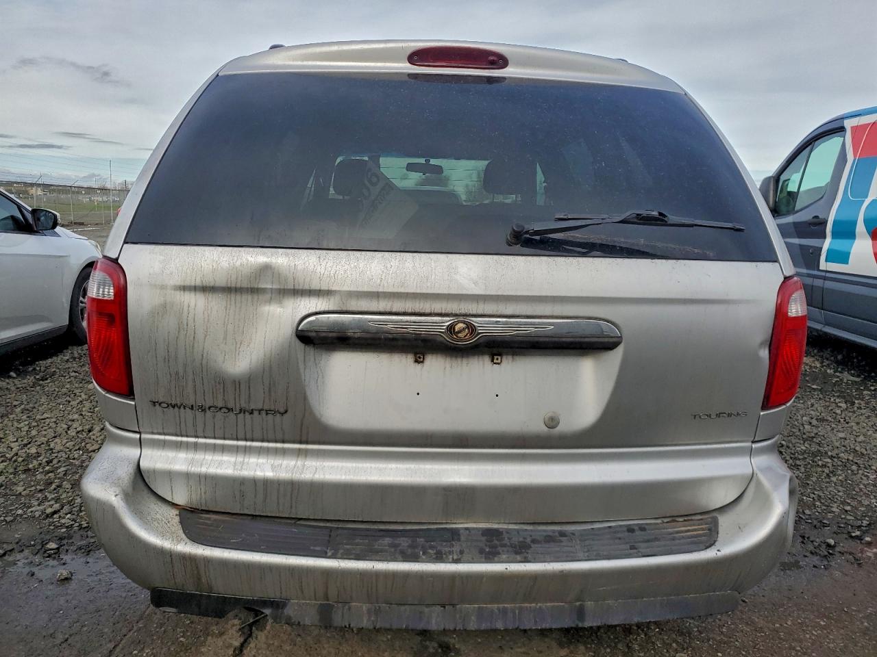 2006 CHRYSLER TOWN & COUNTRY TOURING photo 6