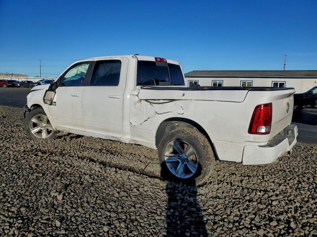 2015 RAM 1500 SPORT photo 2