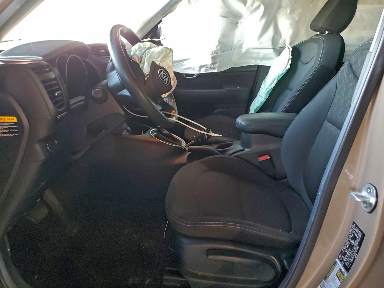 2015 KIA SOUL photo 7