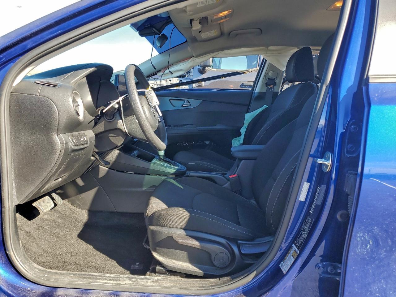 2021 KIA FORTE photo 7