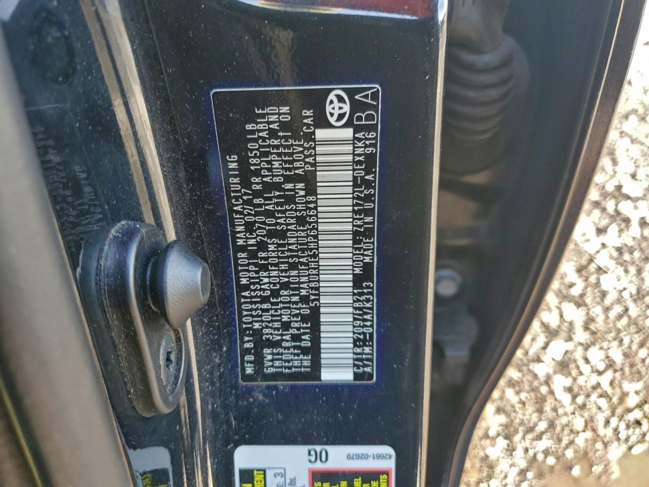 2017 TOYOTA COROLLA L photo 23