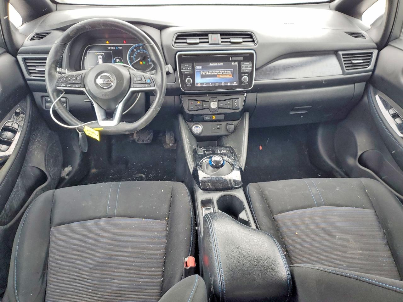 2018 NISSAN LEAF S photo 8