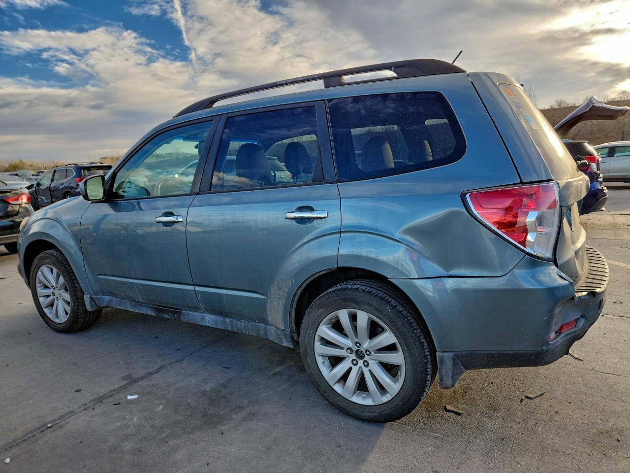 2011 SUBARU FORESTER 2.5X PREMIUM photo 2