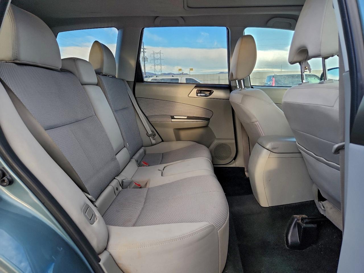 2011 SUBARU FORESTER 2.5X PREMIUM photo 11