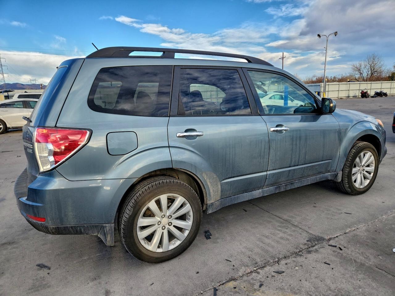 2011 SUBARU FORESTER 2.5X PREMIUM photo 3
