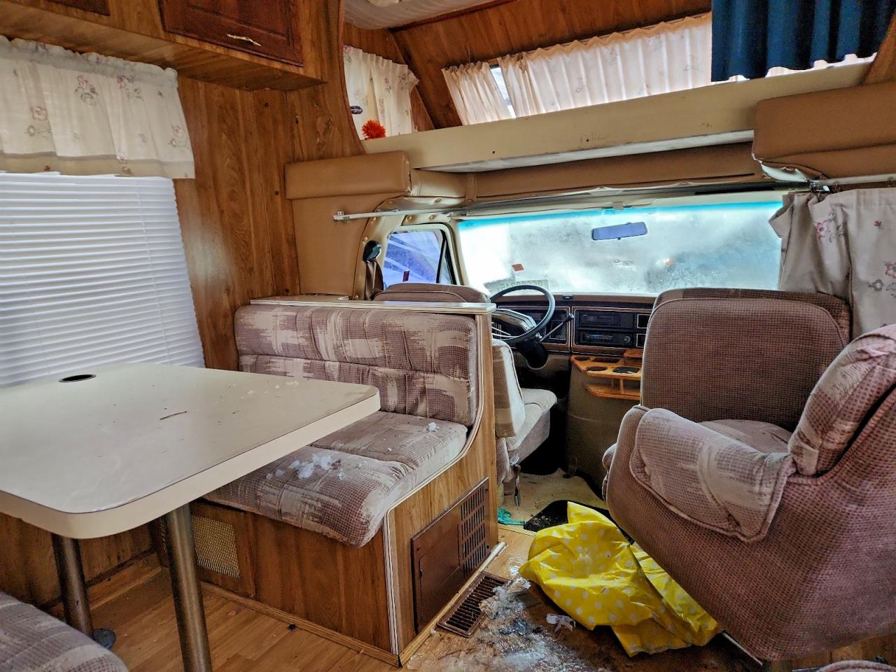 1987 FORD ECONOLINE E350 CUTAWAY VAN photo 5