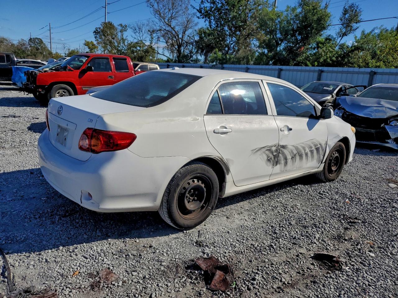 2010 TOYOTA COROLLA BASE photo 3
