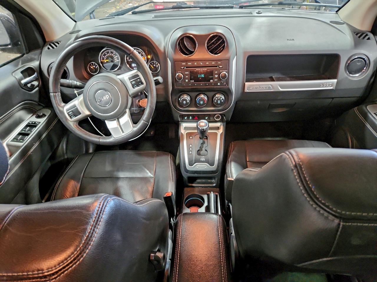 2017 JEEP COMPASS LATITUDE photo 8