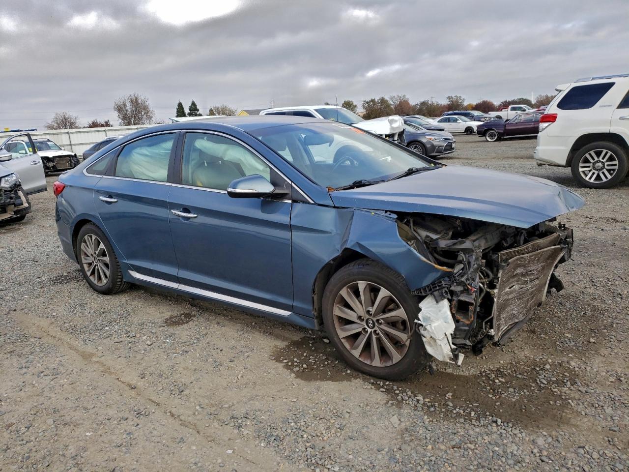 2015 HYUNDAI SONATA SPORT photo 4