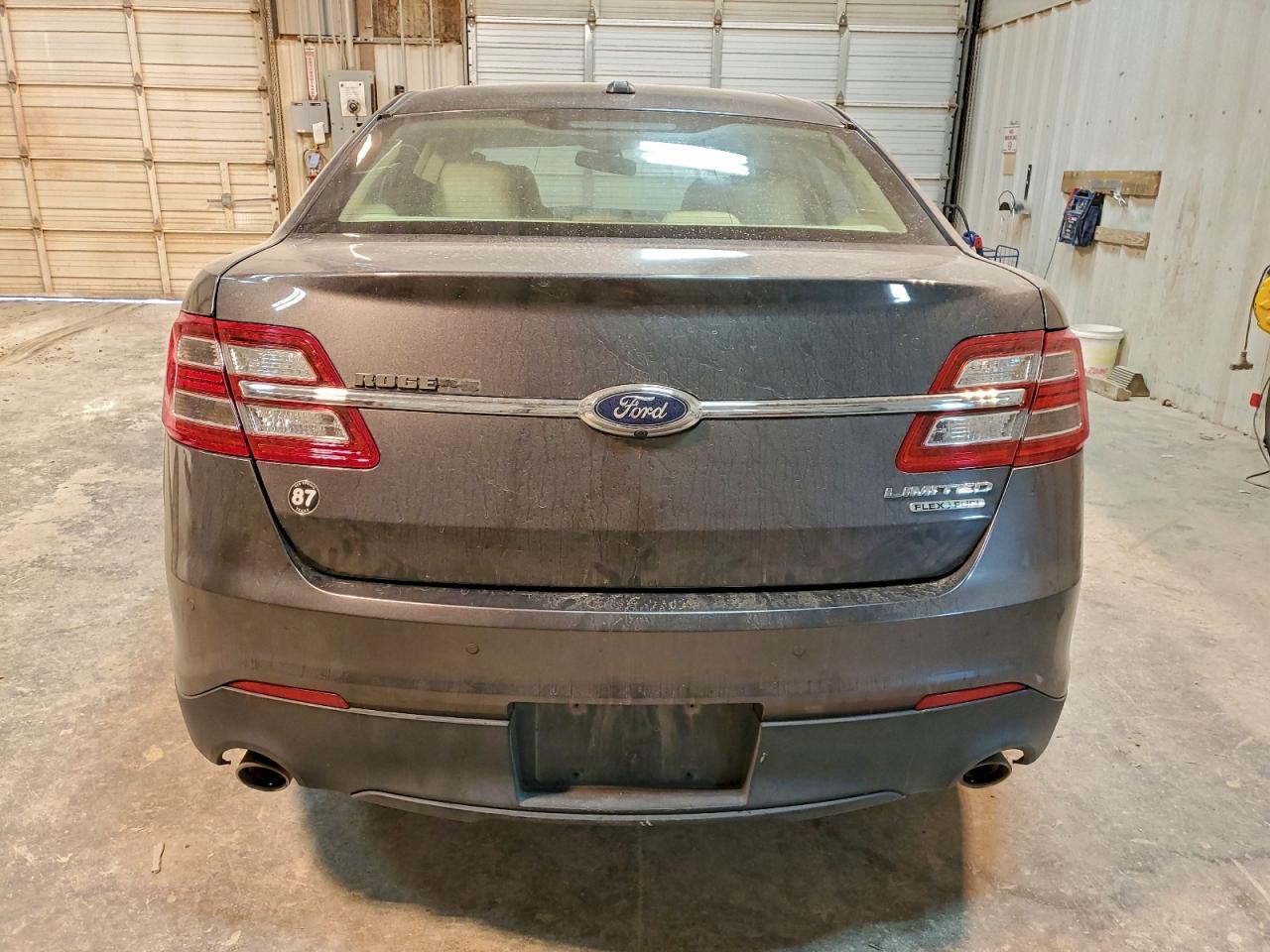 2016 FORD TAURUS LIMITED photo 6
