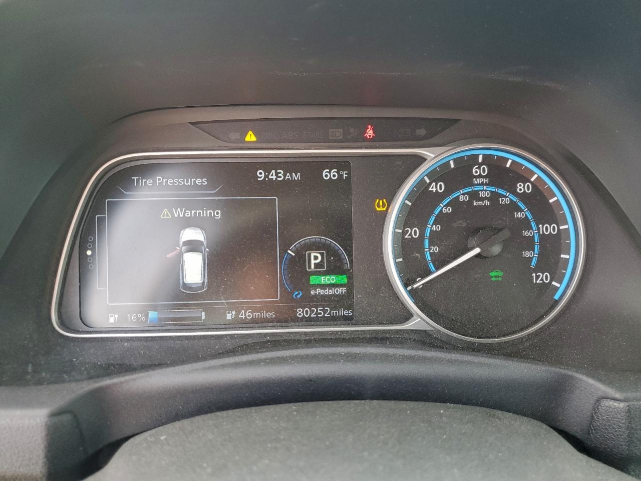 2019 NISSAN LEAF S PLUS photo 9