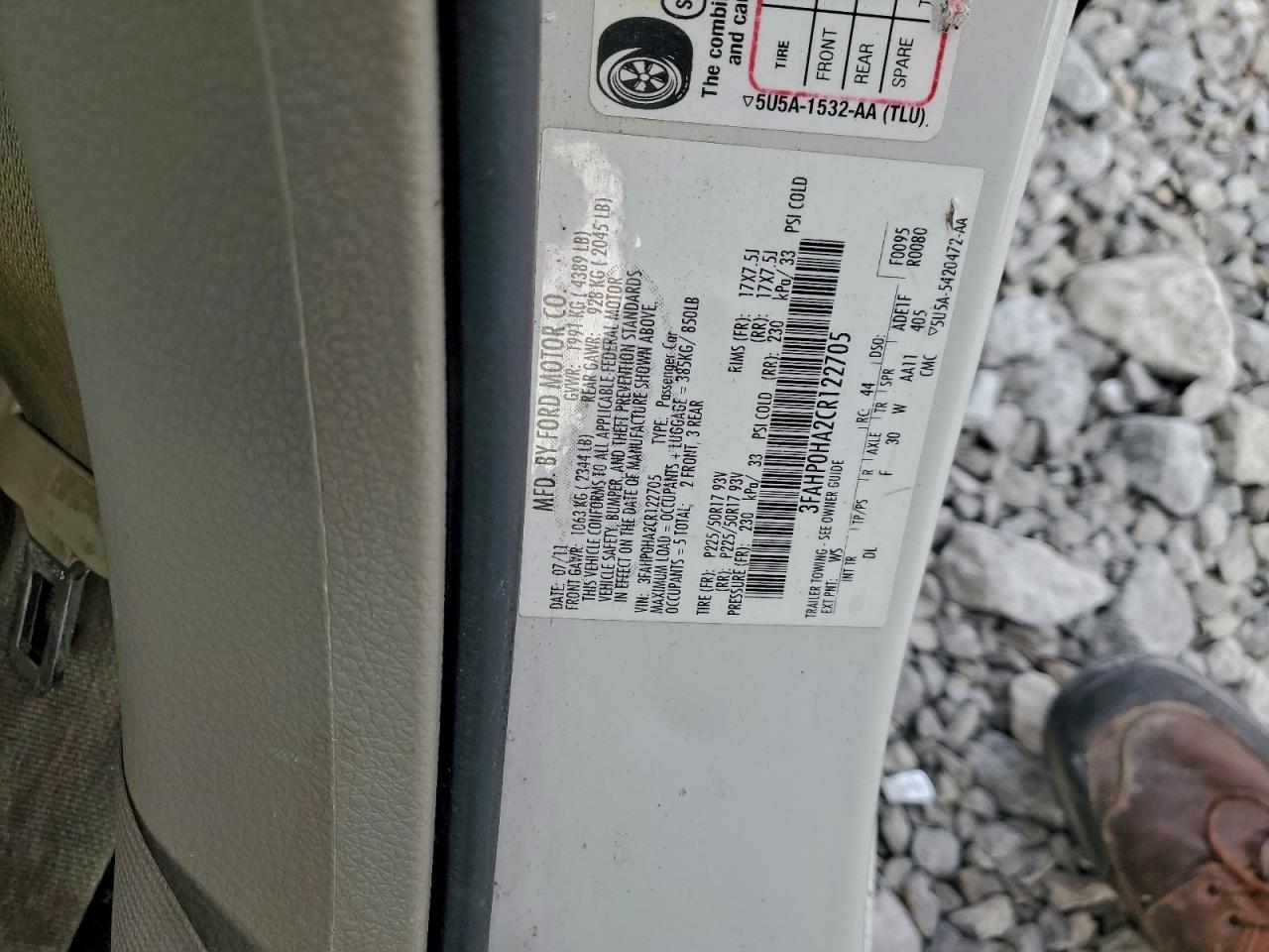 2012 FORD FUSION SE photo 12