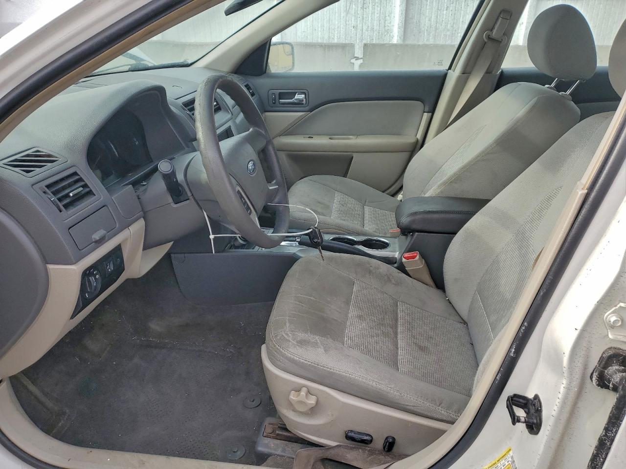 2012 FORD FUSION SE photo 7
