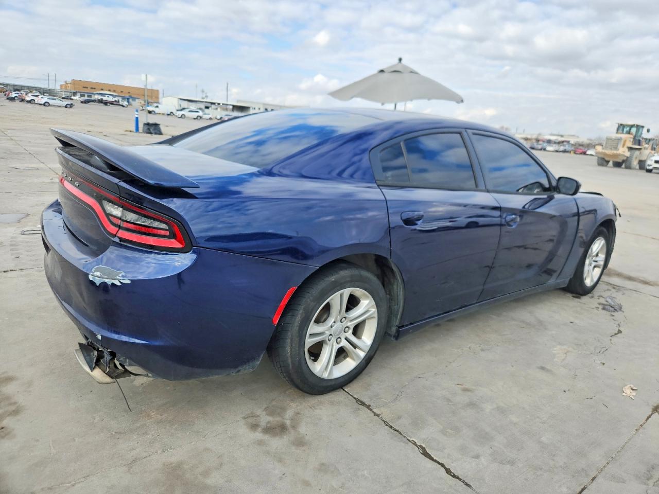 2015 DODGE CHARGER SE photo 3