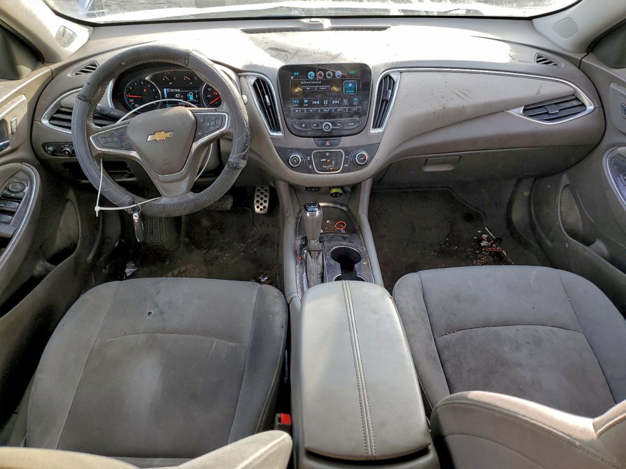 2016 CHEVROLET MALIBU LT photo 8