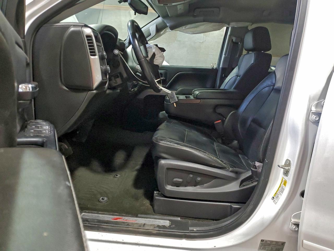 2016 CHEVROLET SILVERADO K1500 LT photo 7