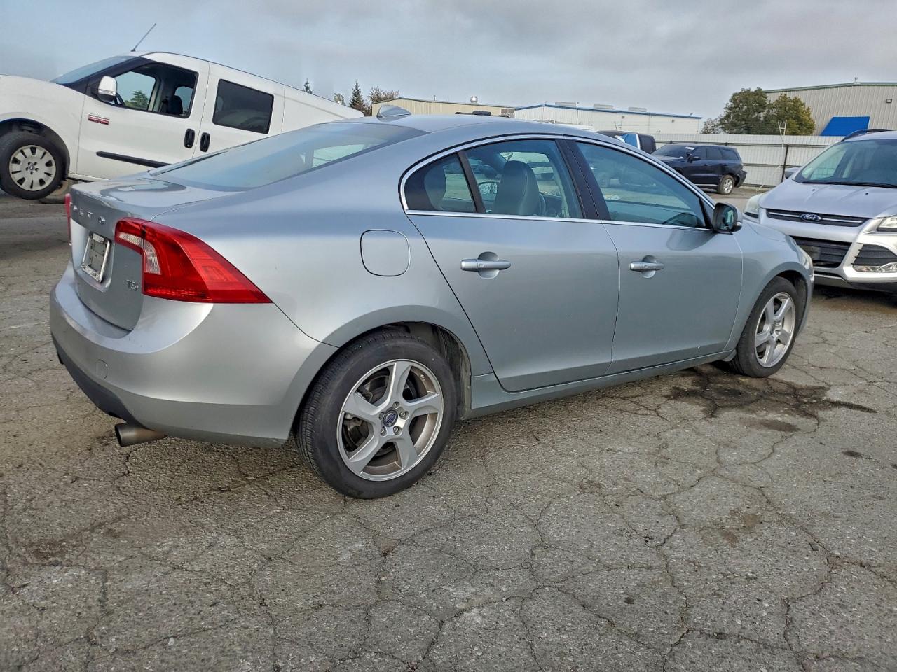2013 VOLVO S60 T5 photo 3
