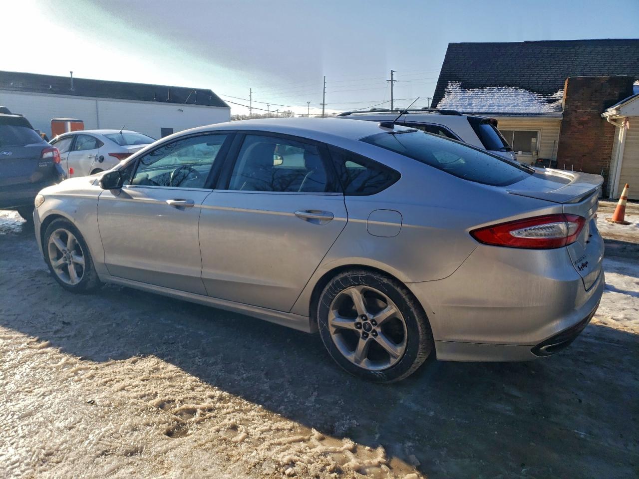 2013 FORD FUSION SE photo 2
