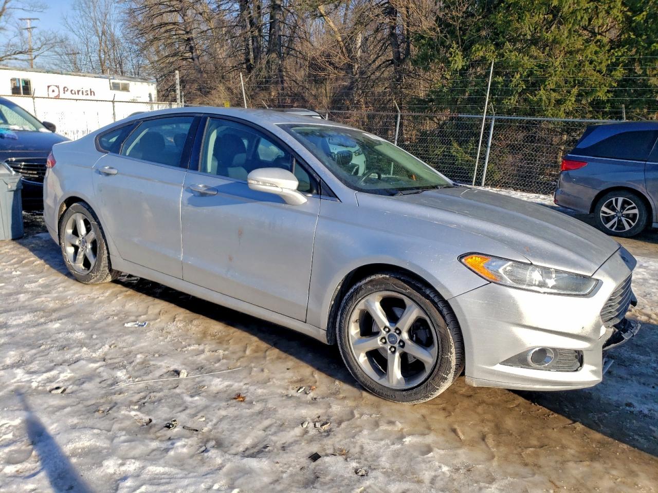 2013 FORD FUSION SE photo 4
