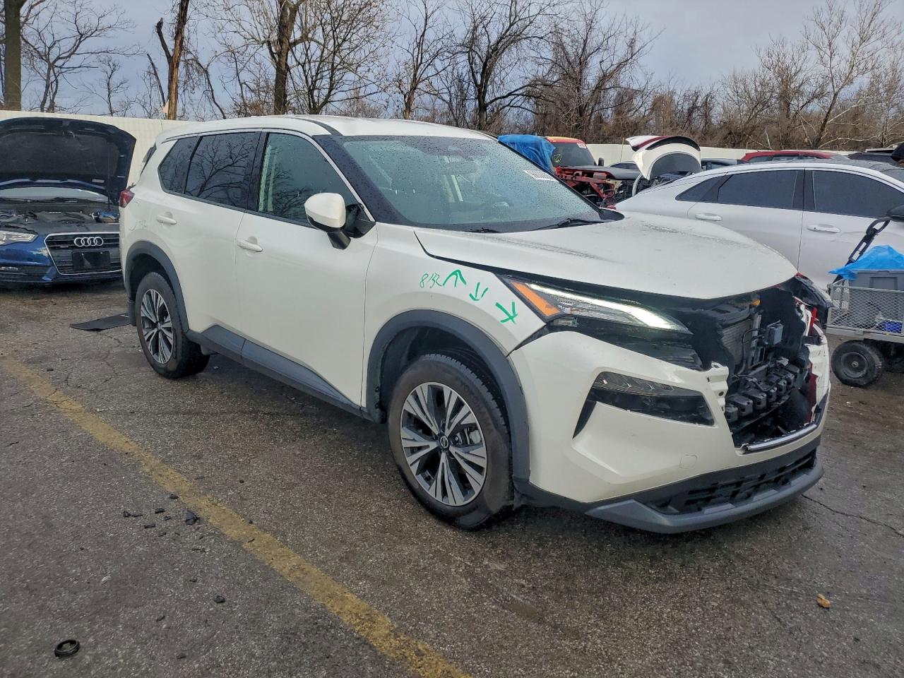 2021 NISSAN ROGUE SV photo 4
