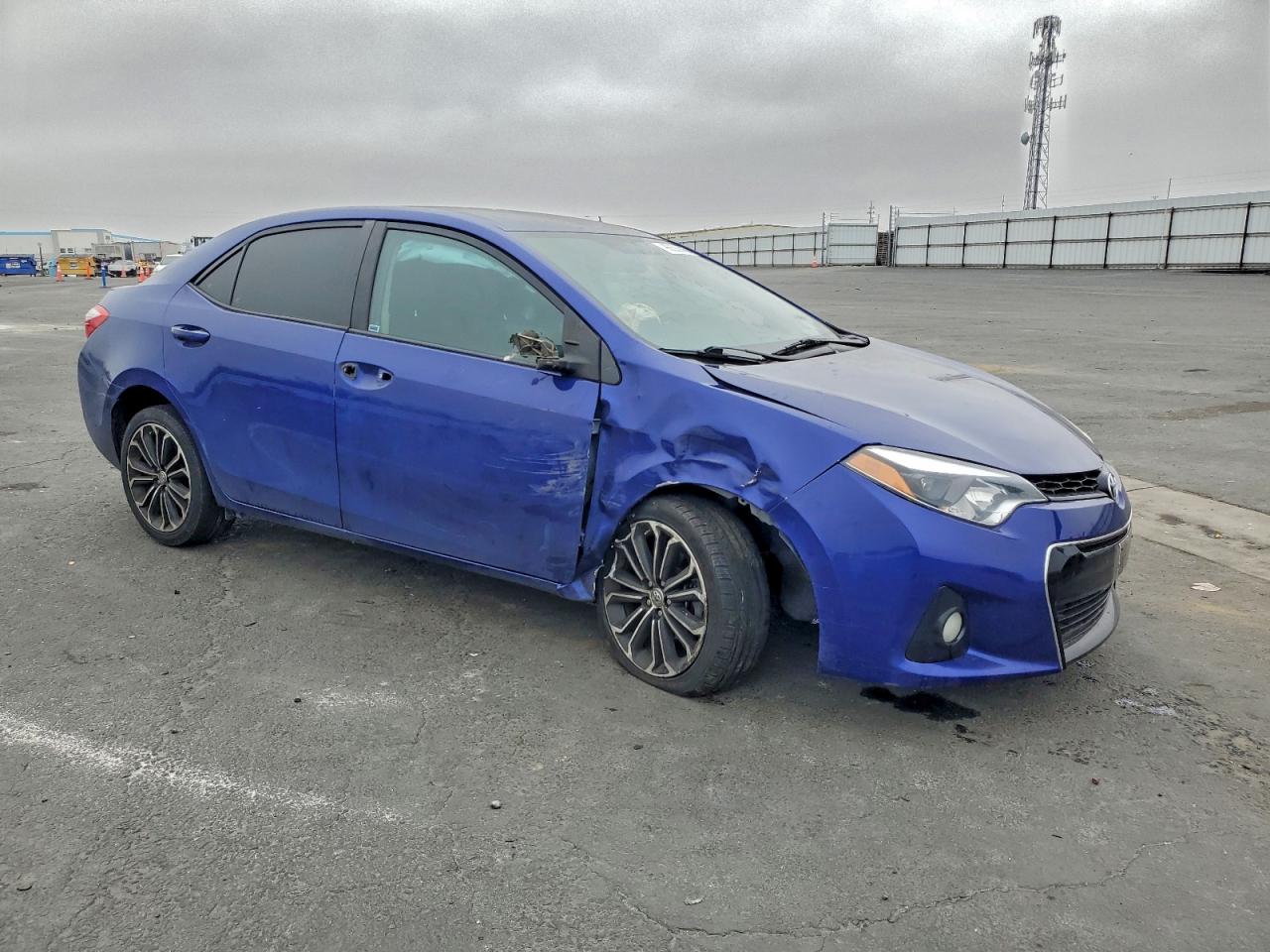 2016 TOYOTA COROLLA L photo 4