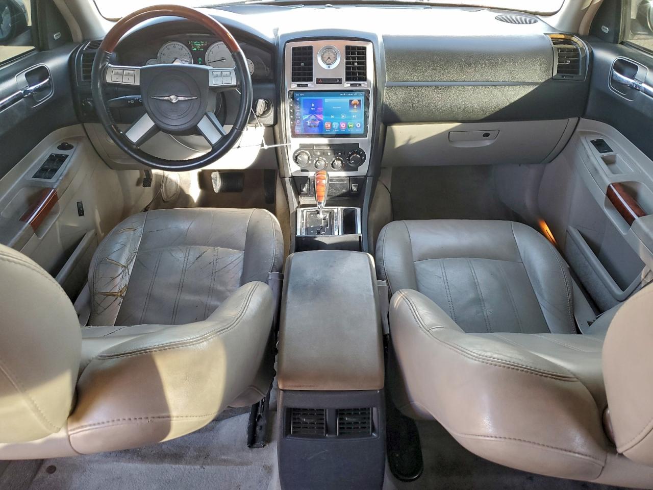 2005 CHRYSLER 300C photo 8