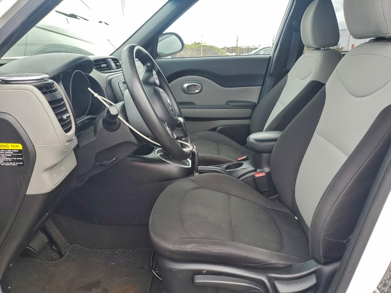 2015 KIA SOUL photo 7