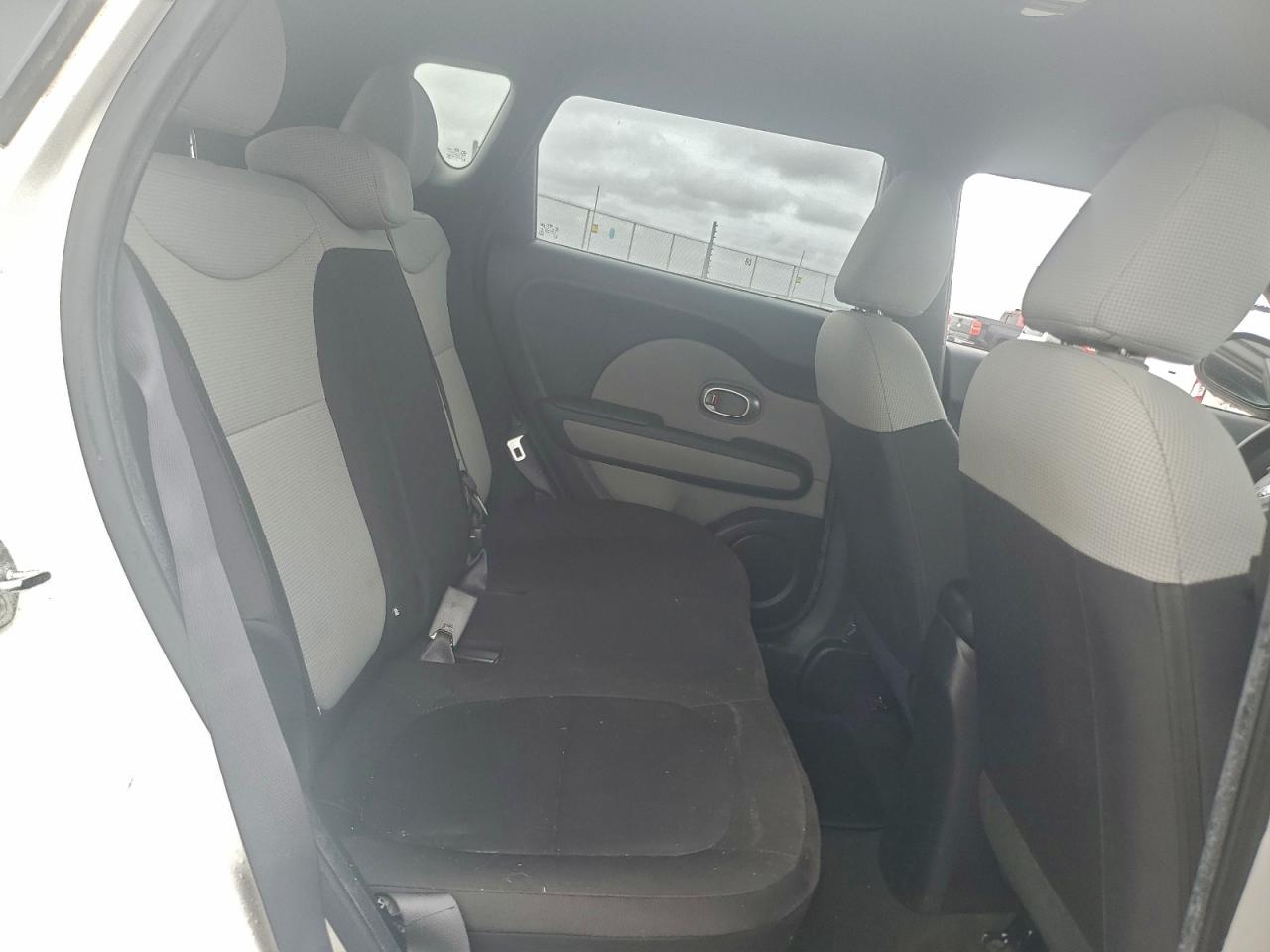 2015 KIA SOUL photo 10