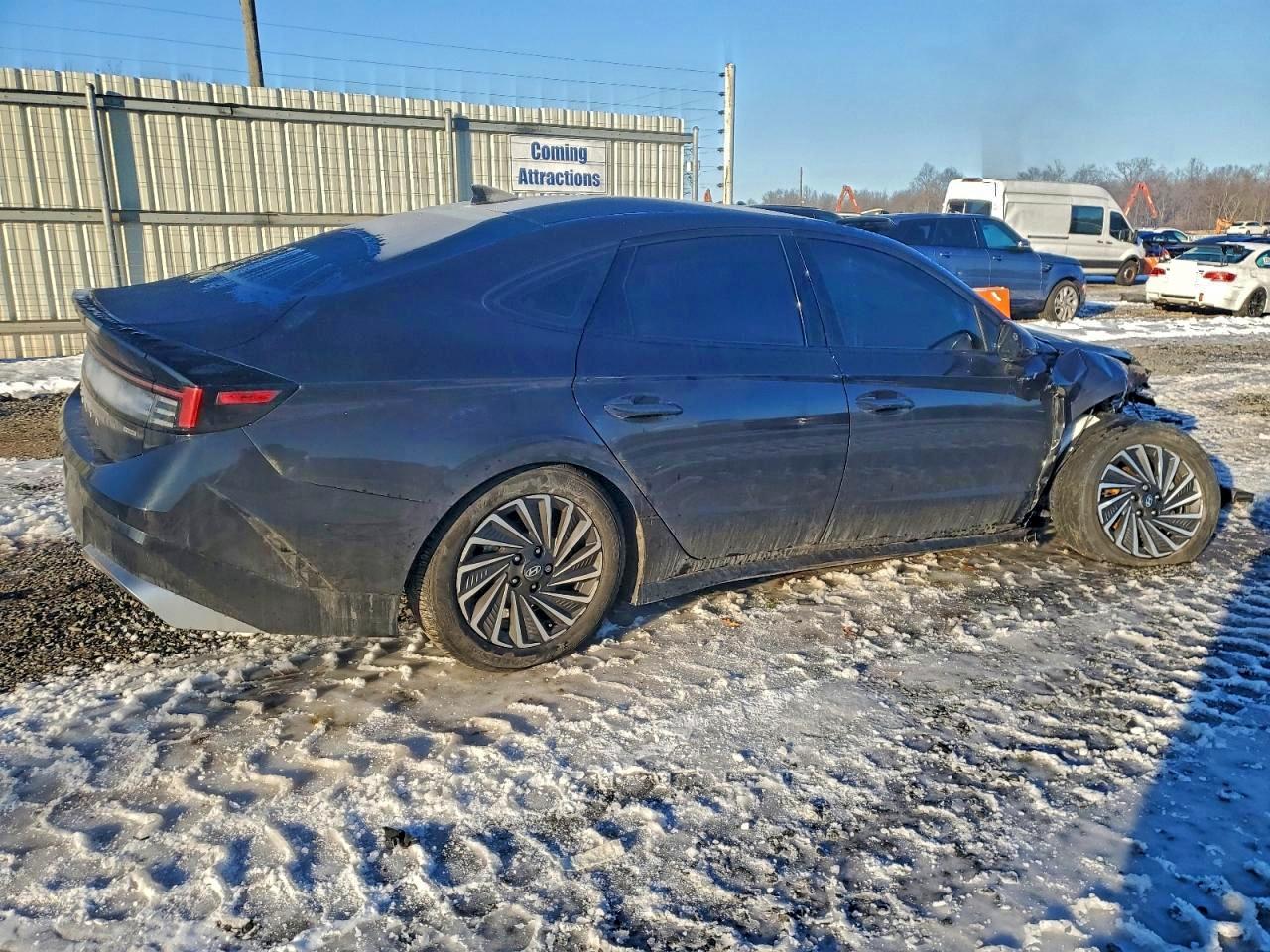 2024 HYUNDAI SONATA HYBRID photo 3