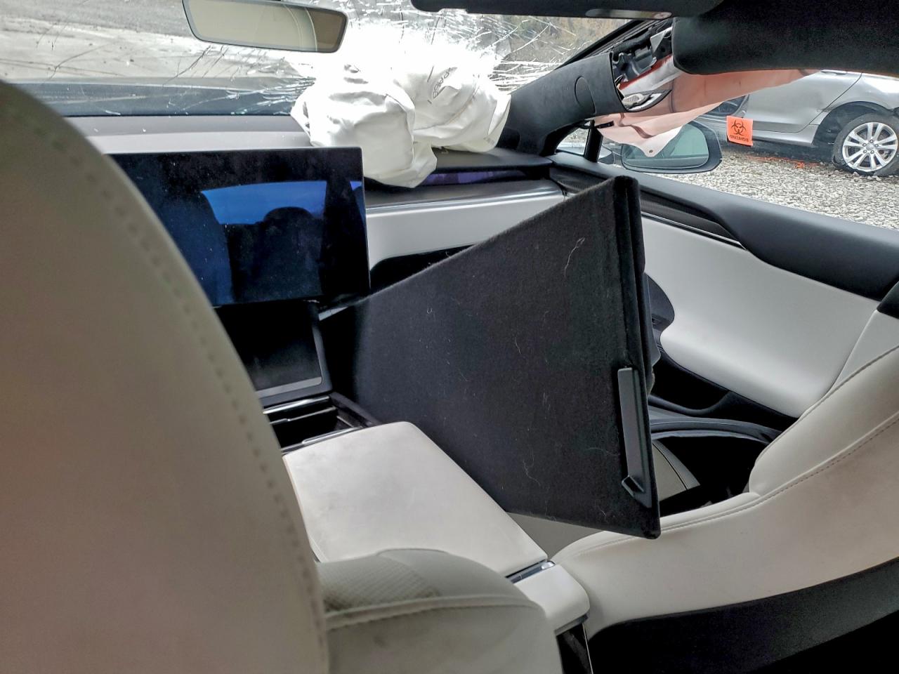 2022 TESLA MODEL S photo 8
