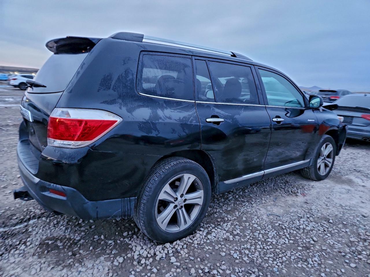 2011 TOYOTA HIGHLANDER LIMITED photo 3