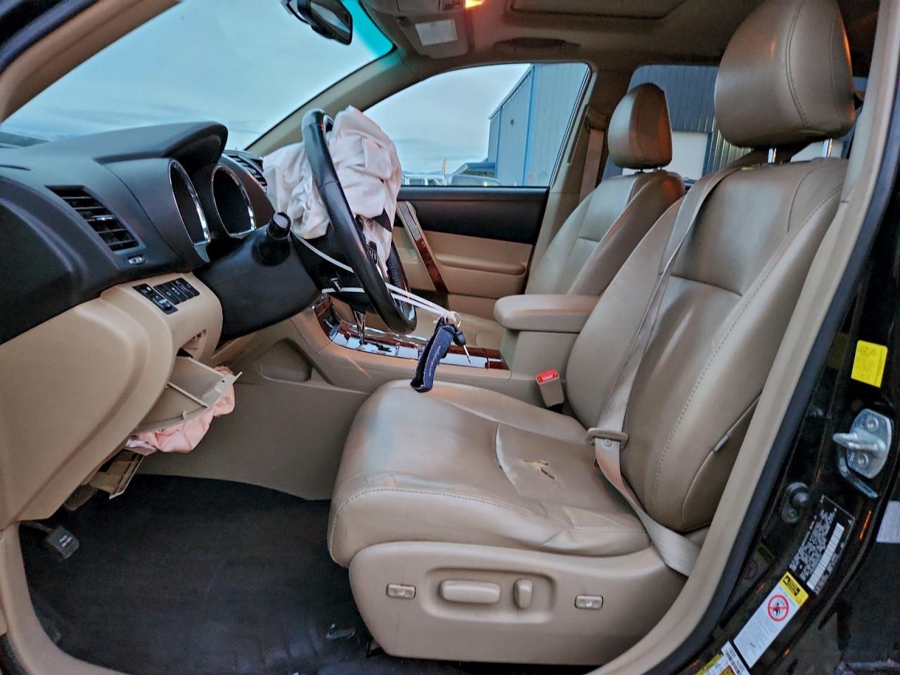 2011 TOYOTA HIGHLANDER LIMITED photo 7