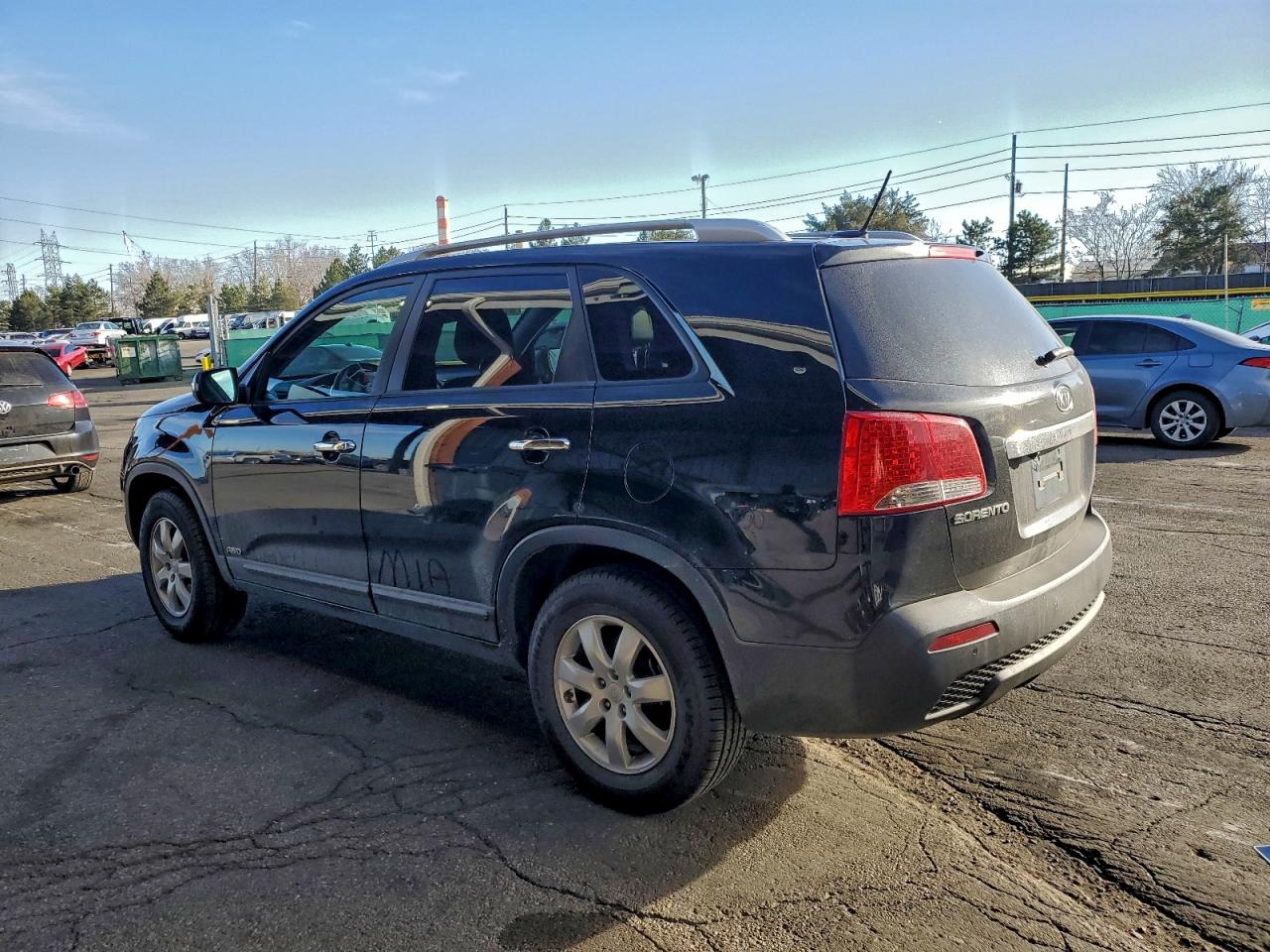 2011 KIA SORENTO LX photo 2