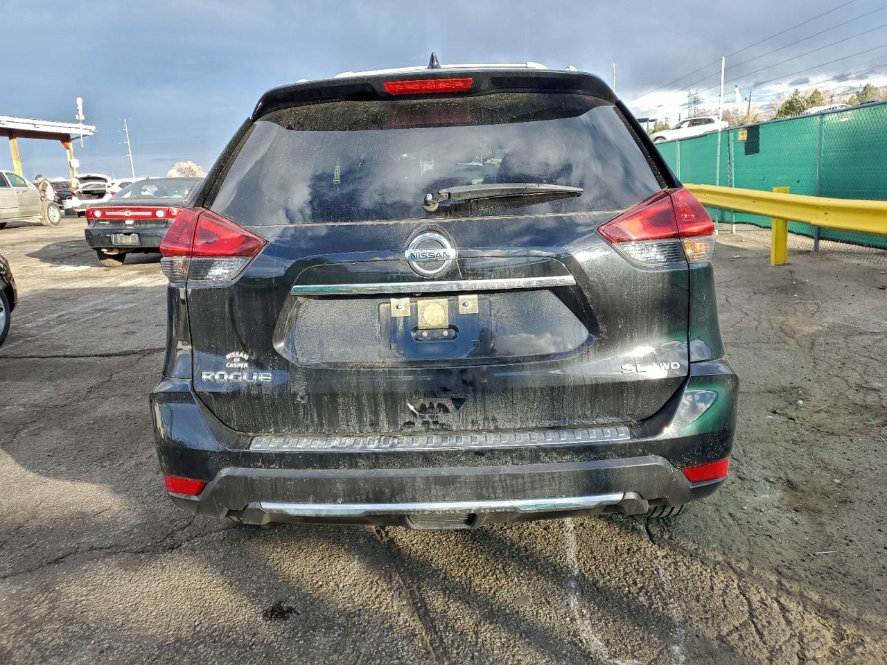 2018 NISSAN ROGUE S photo 6