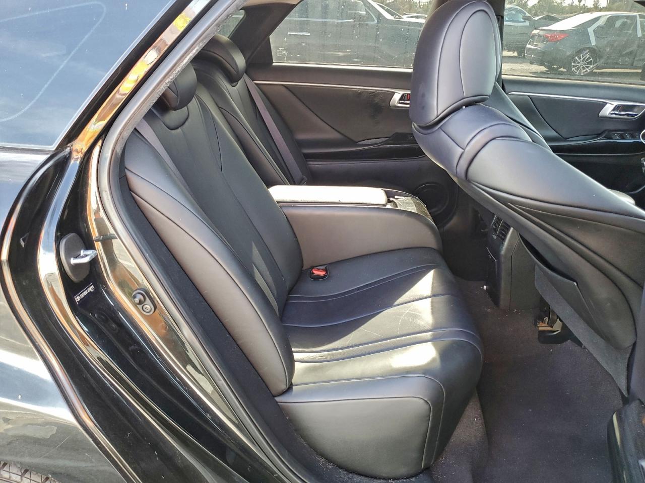 2018 TOYOTA MIRAI photo 10