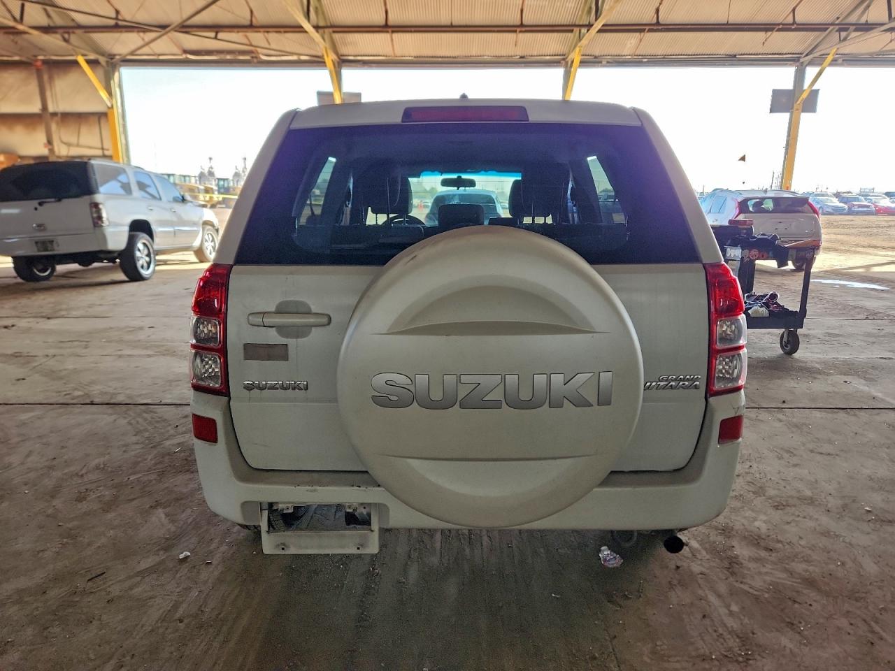 2010 SUZUKI GRAND VITARA PREMIUM photo 6