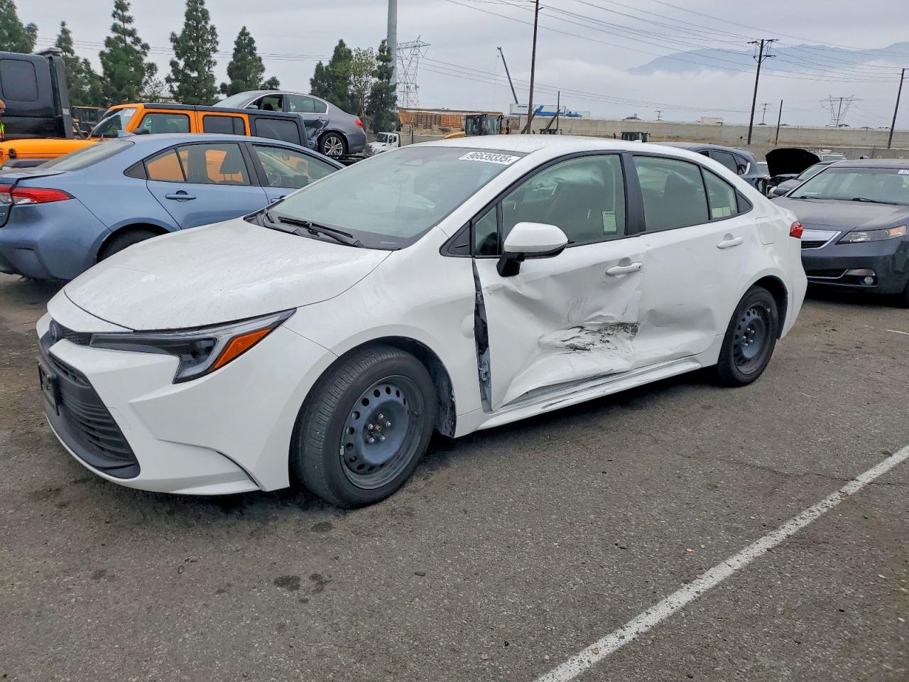 2025 TOYOTA COROLLA